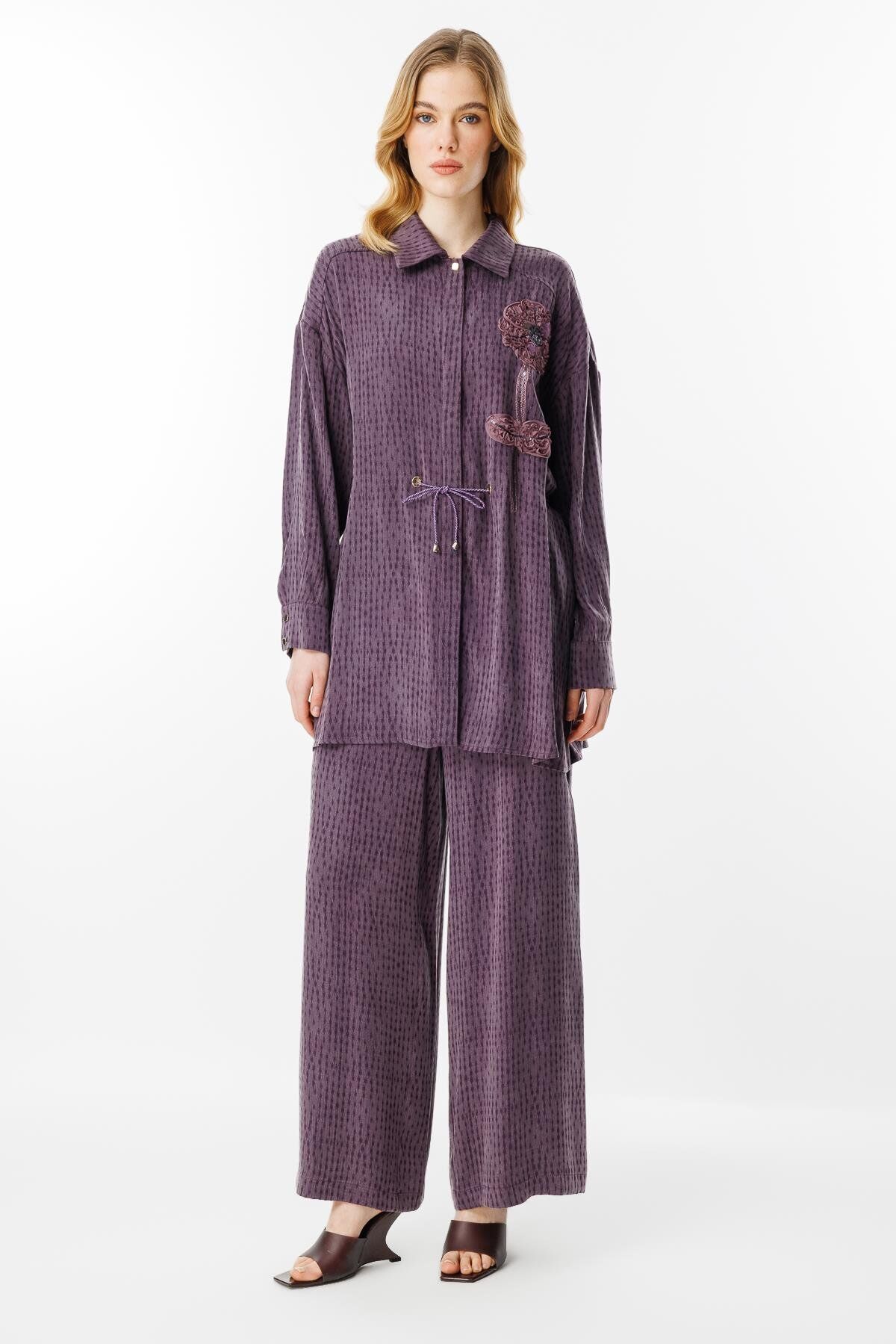 Çiçek Detaylı İpek Kupra Takım